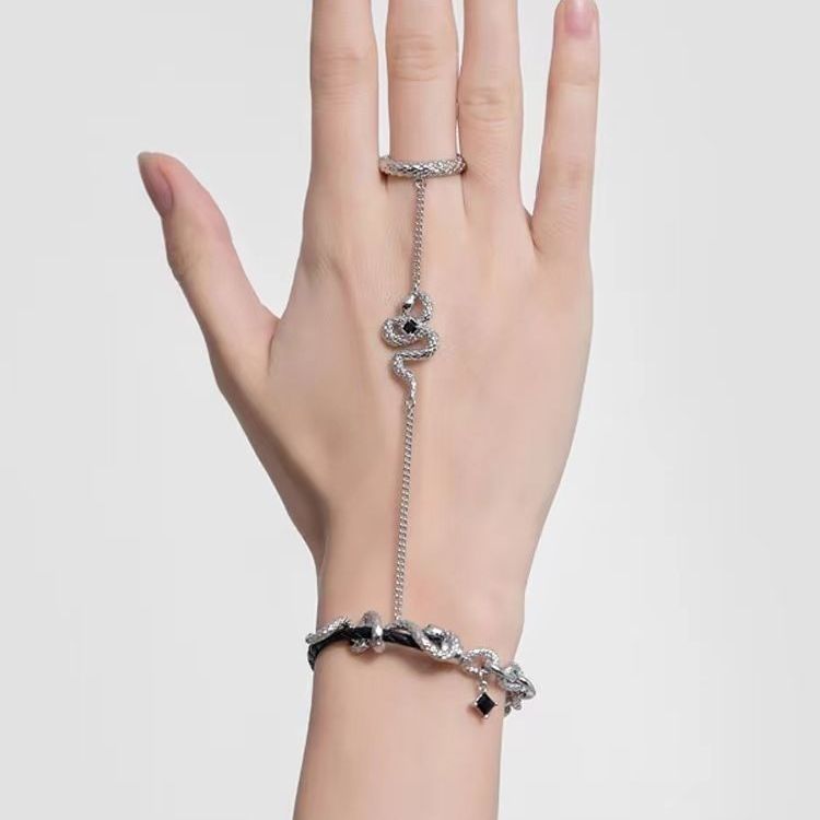 Men's And Women's Fashion Vintage Asymmetric Tassel Snake Wrap Necklace