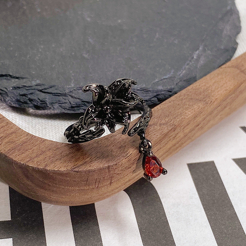 Dark-themed Heart-shaped Adjustable Ring