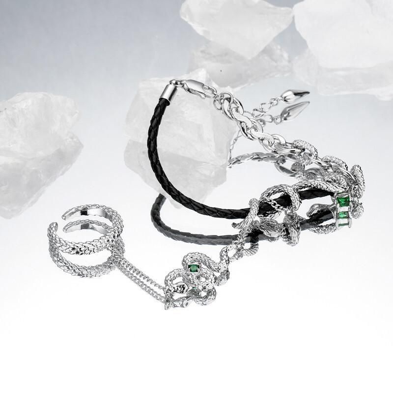 Men's And Women's Fashion Vintage Asymmetric Tassel Snake Wrap Necklace