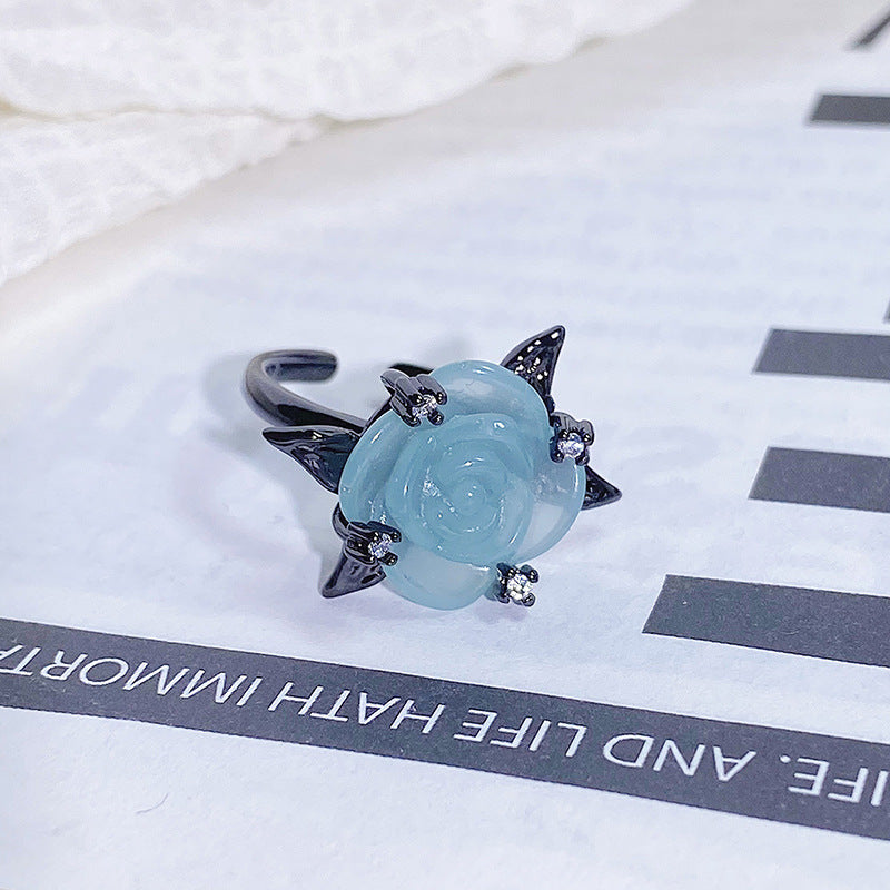 Dark-themed Heart-shaped Adjustable Ring