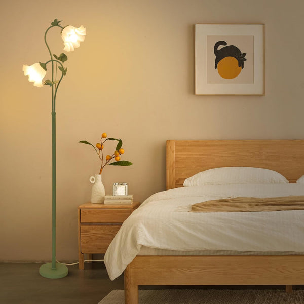 Flower Floor Lamp For Living Room, Vintage Floor Lamp With 2 LED 5W Blubs, Foot Switch, Green Standing Lamp With Acrylic Shade, Unique Floral Tall Lamp For Living Room Bedroom Corner Office