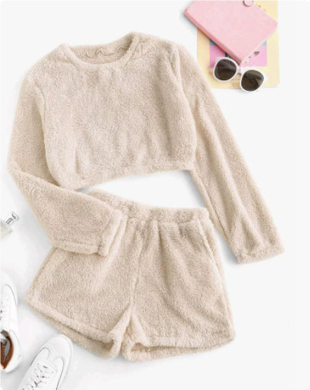 Two-piece round neck long sleeve shorts