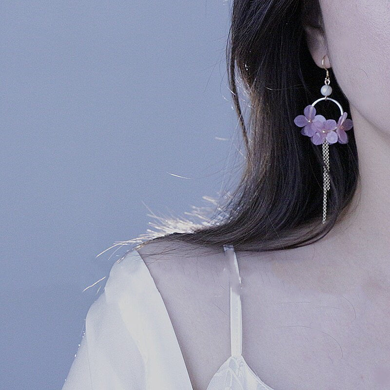 Heat-Shrinkable Sheet Lavender Hydrangea Petal Fairy Earrings