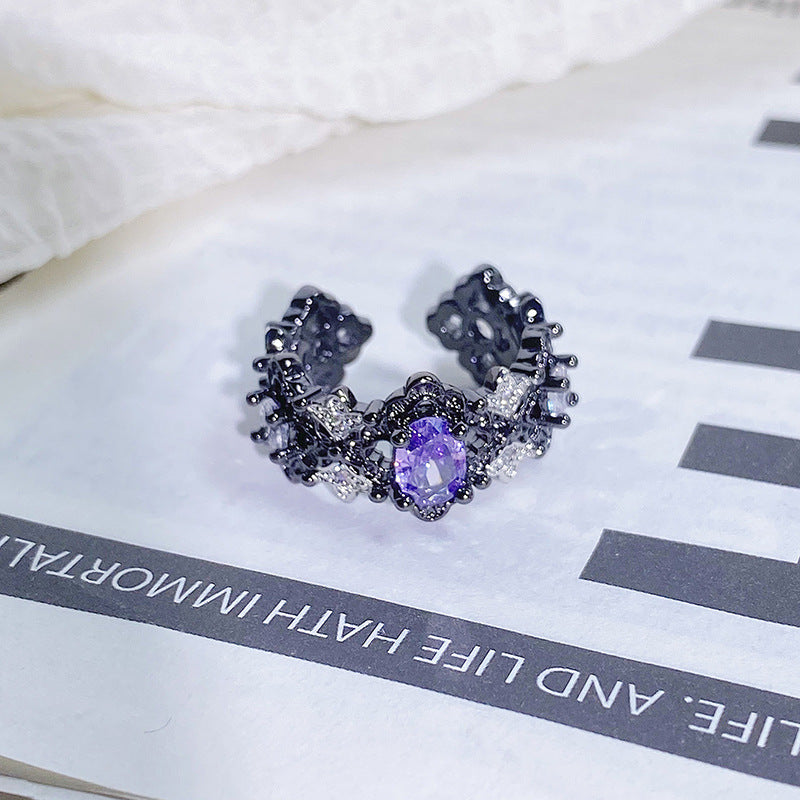 Dark-themed Heart-shaped Adjustable Ring