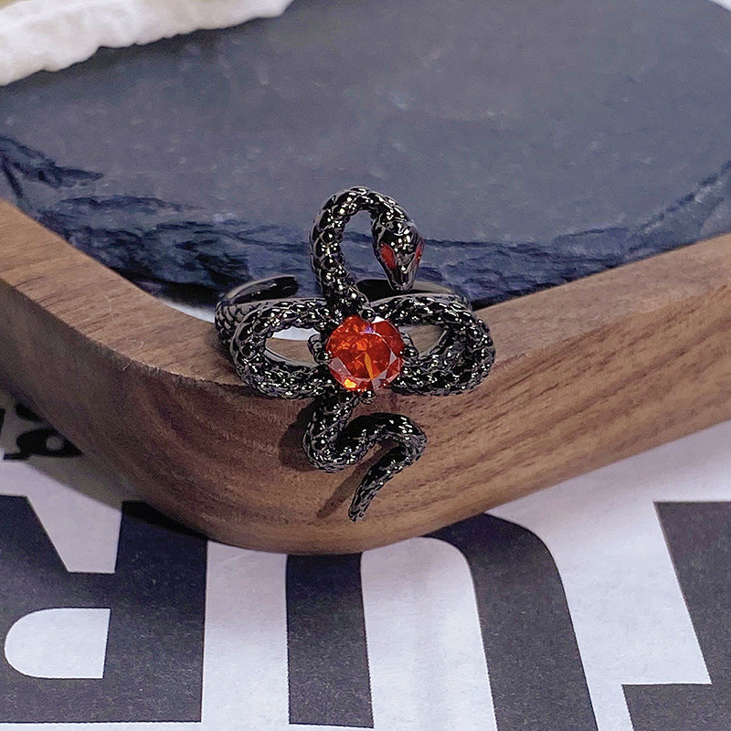 Dark-themed Heart-shaped Adjustable Ring