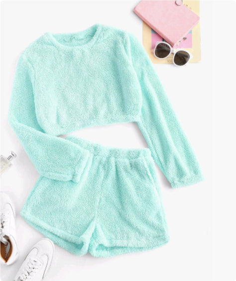Two-piece round neck long sleeve shorts
