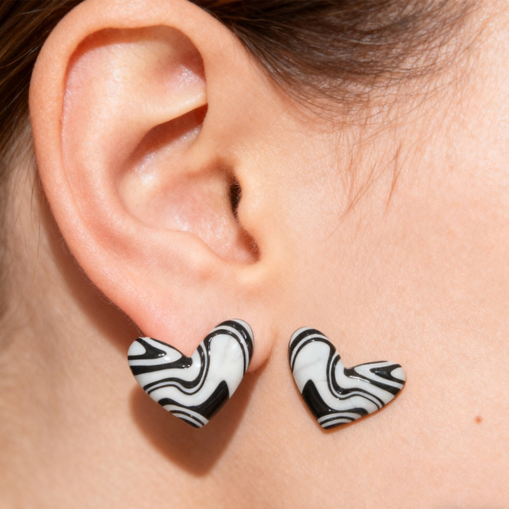 Black&White Heart Earrings-1416
